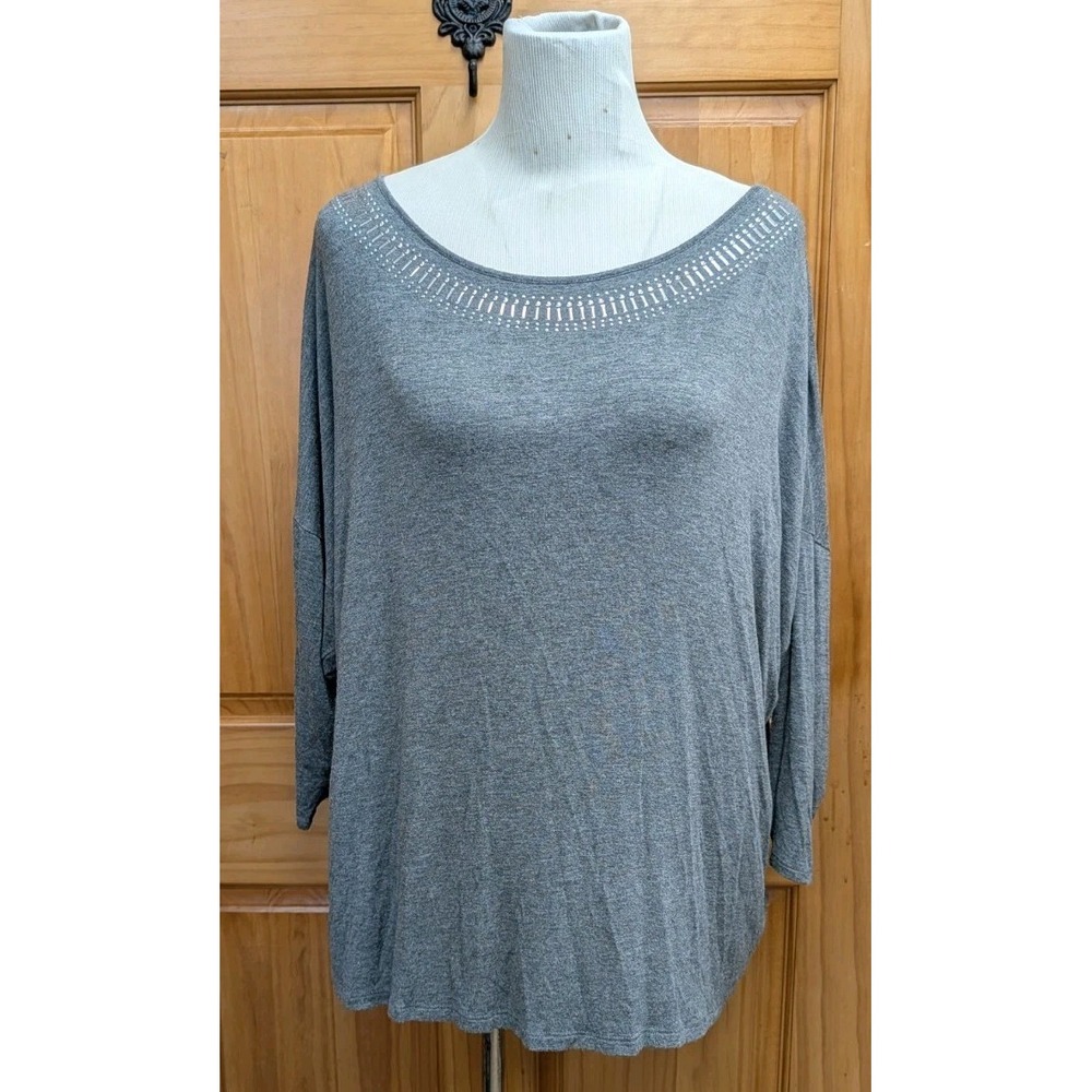 Jaclyn Smith Top Pullover 1X Gray Beaded Neckline T Shirt Fabric 3/4 Sleeves